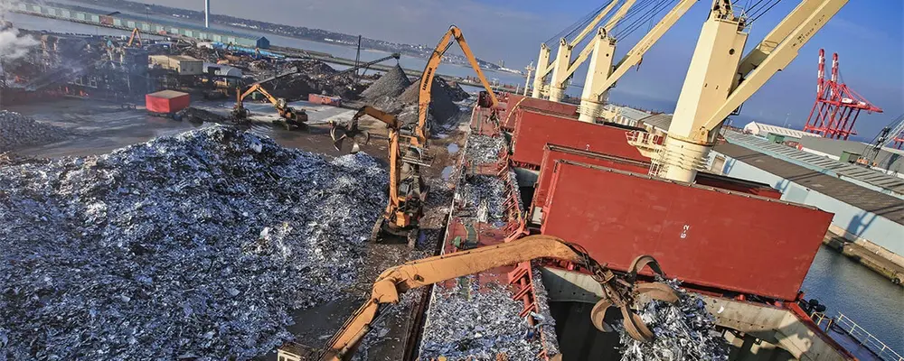 Boat loading at docks